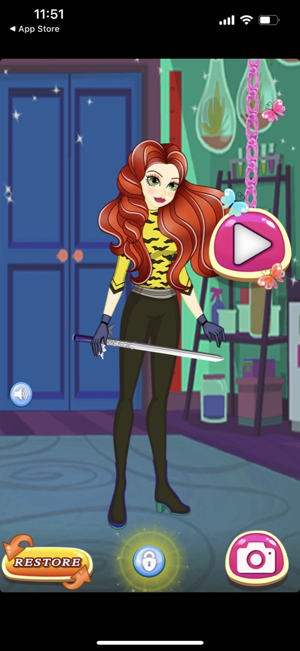 Super Hero Girls Dress Up